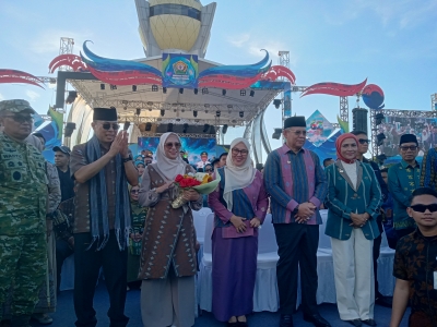 Karnaval HUT Sultra ke-62, Utusan Kota Baubau Sajikan Keagungan Budaya Buton