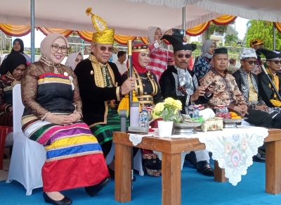 Peringatan Hardiknas dan Otoda ke-30 di Baubau Berlangsung Khidmat, Wali Kota Tekankan Perbaikan Pendidikan dari Kelas