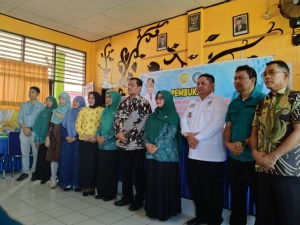 Pembukaan Pelatihan Jejaring Antar Lembaga Penyedia Layanan Peningkatan Kualitas Keluarga Tahun 2023 oleh TP PKK Kota Baubau Minggu (26/11/2023)
