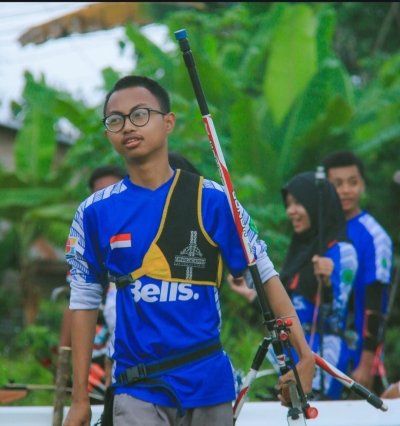 Siswa SMP 1 Kendari Raih Emas Panahan Saad Archery Junior Championshhip 2025